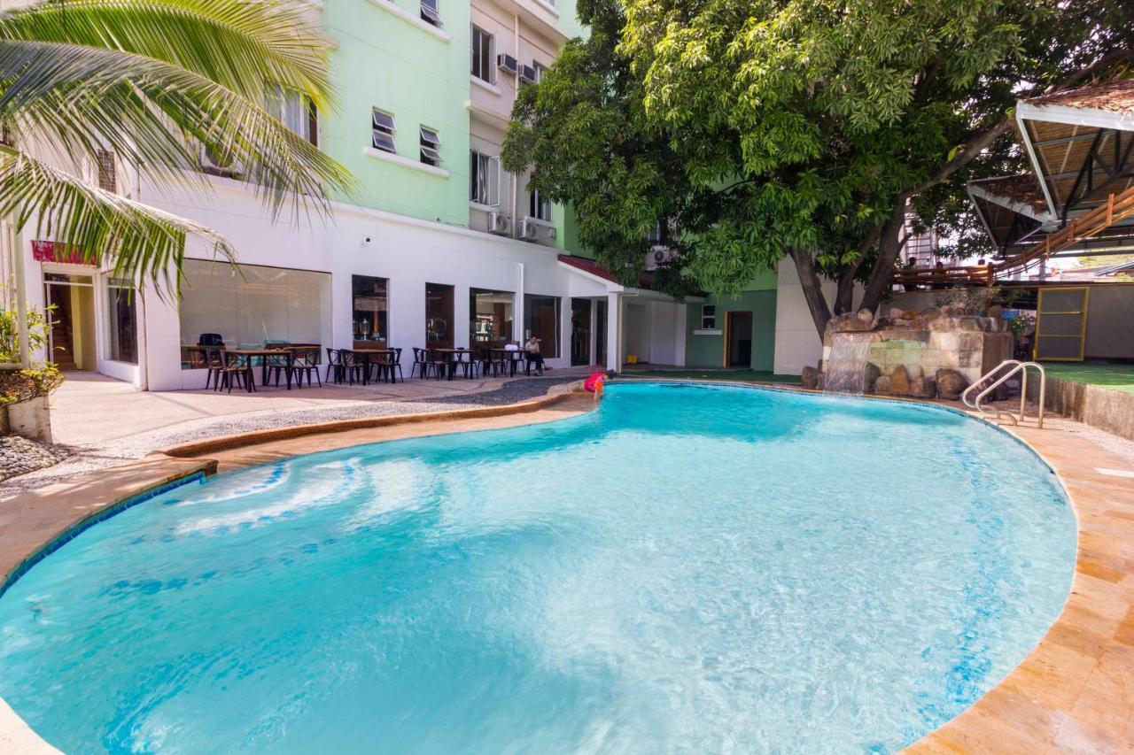 Отель Reddoorz Premium @ Mabolo Cebu 2 Экстерьер фото